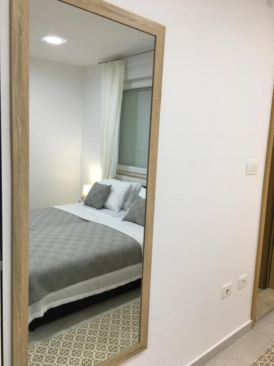 Apartments Valentina - Free Parking Mostar Kültér fotó